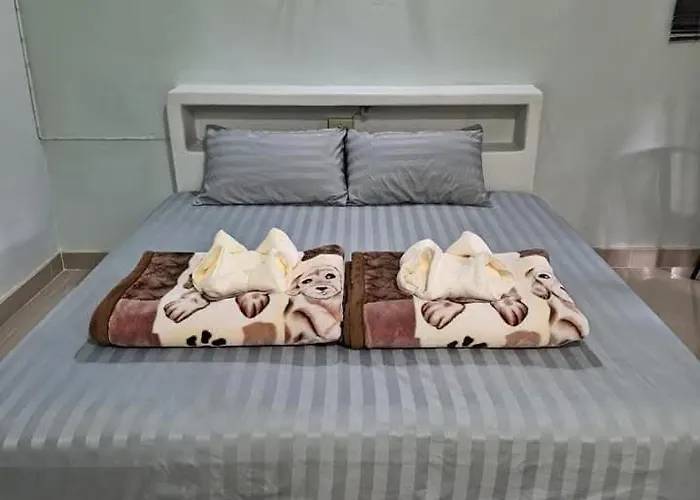 รีสอร์ท บ้านกาแล