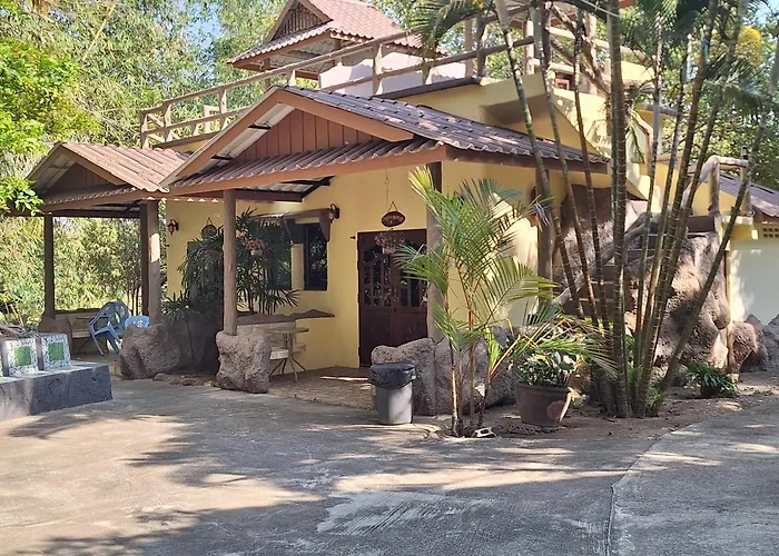 บ้านกาแล รีสอร์ท สวนผึ้ง